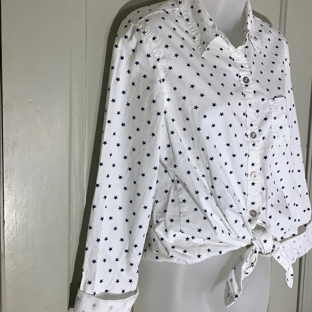 Seven Button Down/Tie front Top - Picture 2 of 8